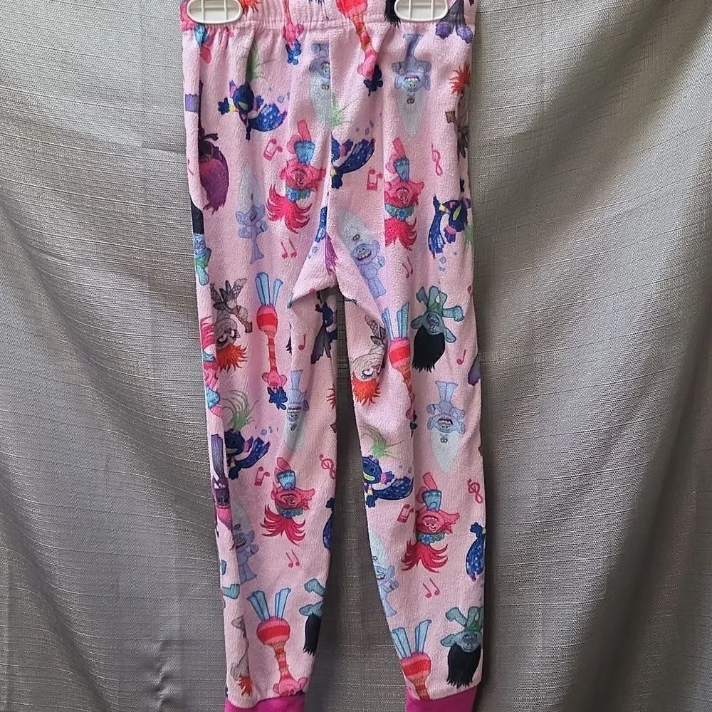 Dreamworks Pink Pajama Set with‎ Colorful Characters Childs Size Small